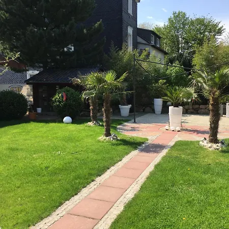 Stadtvilla Intzeplatz - Norderney Apartment Remscheid