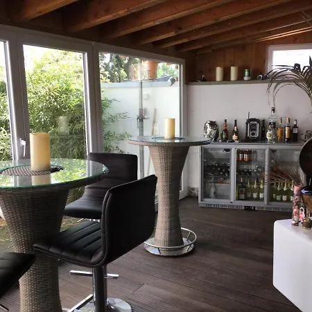 Апартаменты Stadtvilla Intzeplatz - Norderney Ремшейд